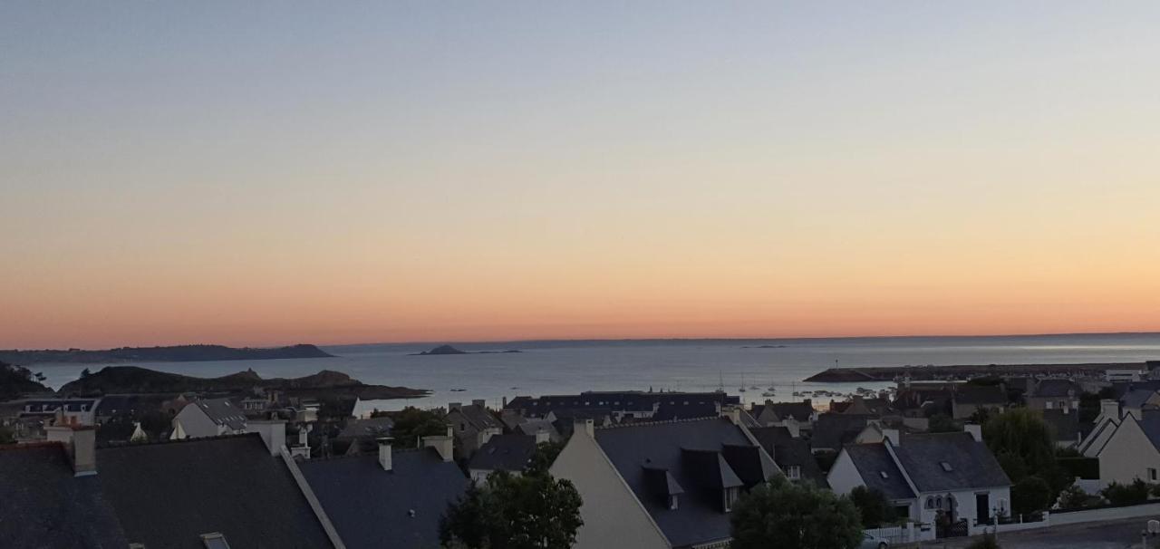 Appartement Bretagne Vue Mer Exceptionnelle Sur Les Hauts D'Erquy Au Calme ! Et Au Pied Du Gr34 Exteriör bild
