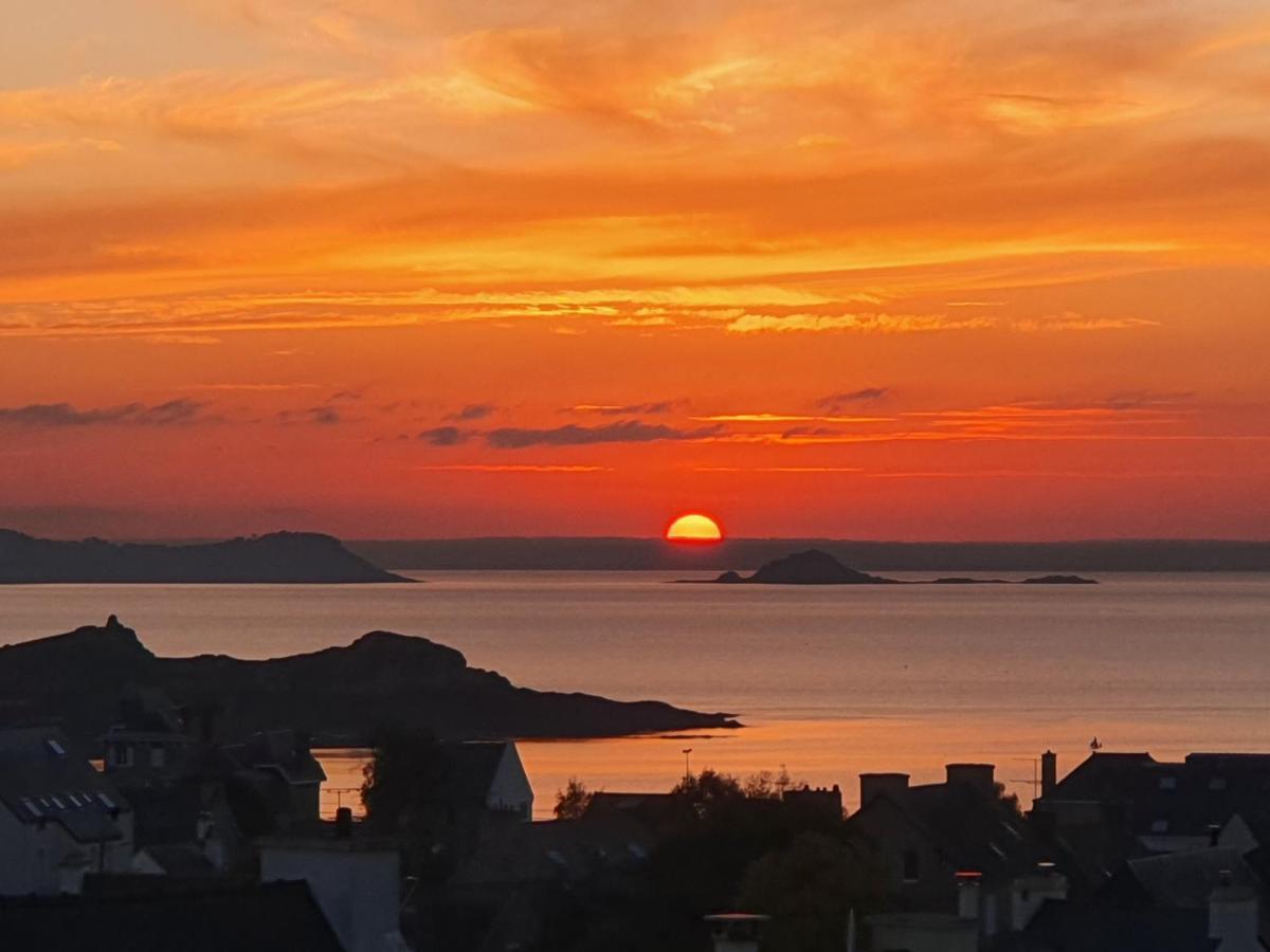 Appartement Bretagne Vue Mer Exceptionnelle Sur Les Hauts D'Erquy Au Calme ! Et Au Pied Du Gr34 Exteriör bild